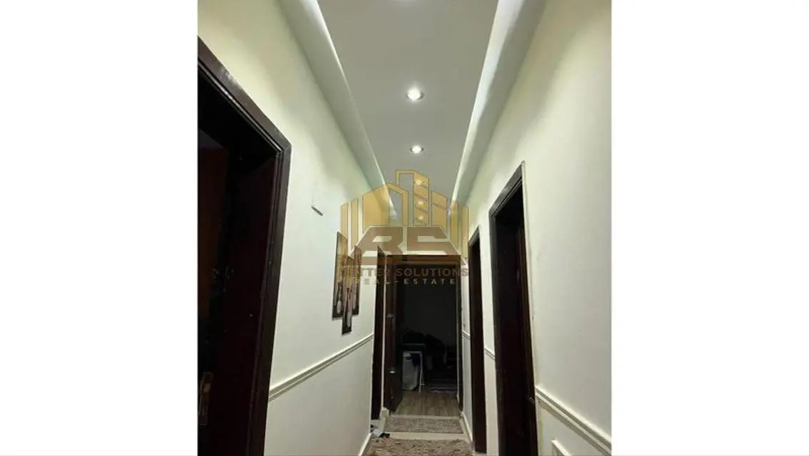 شقة للبيع العبور الجديده سكن مصر بتبص علي الفلل...