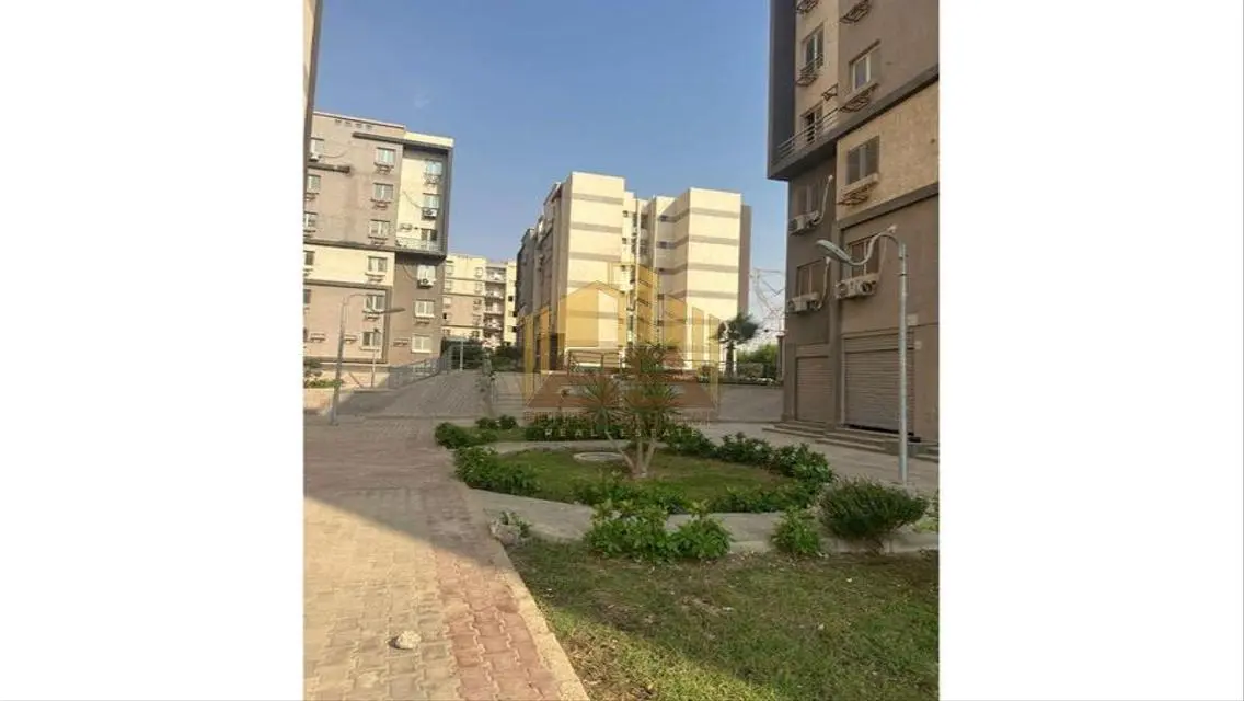 شقة للبيع العبور الجديده كمبوند سكن مصر العبور