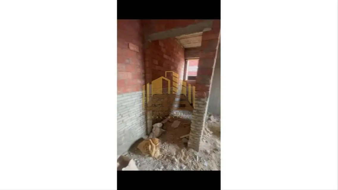 شقةللبيع قسط في بيت الوطن العبورالجديدةمساحة جبارة
