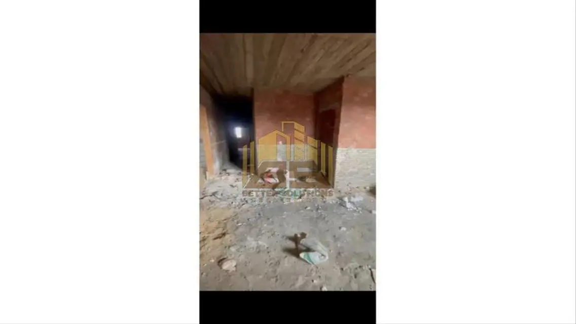 شقةللبيع قسط في بيت الوطن العبورالجديدةمساحة جبارة