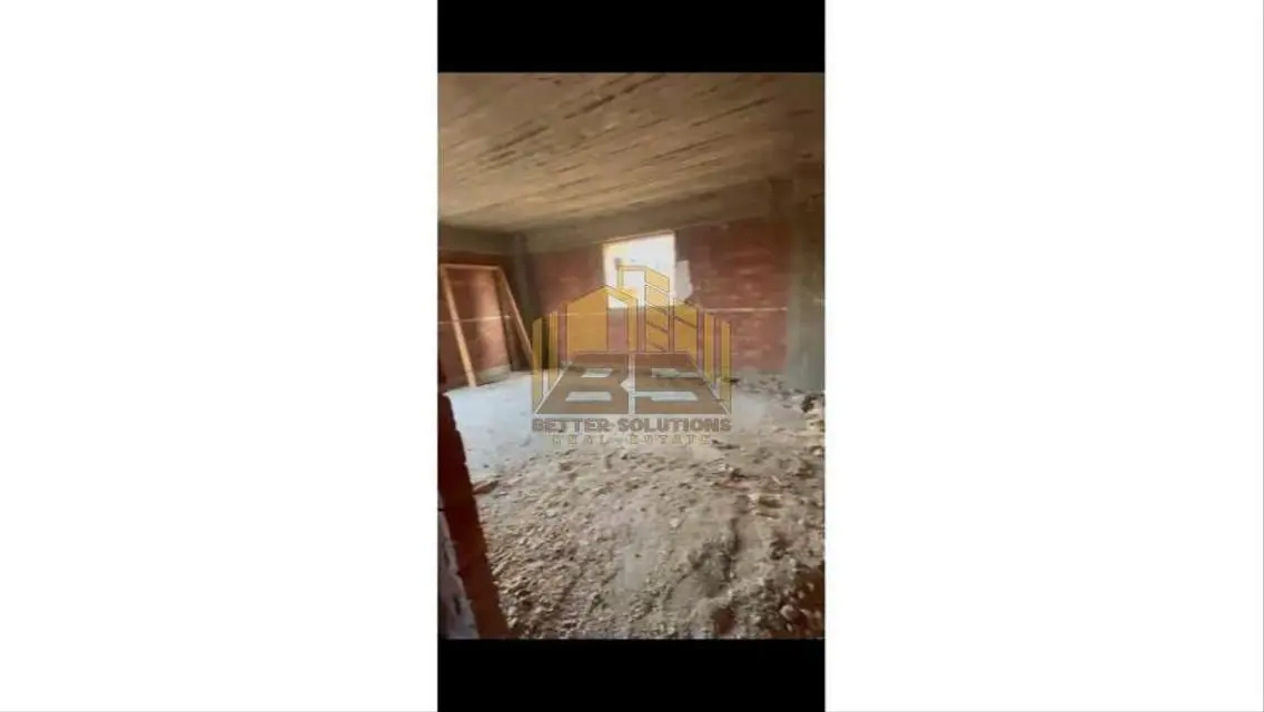 شقةللبيع قسط في بيت الوطن العبورالجديدةمساحة جبارة