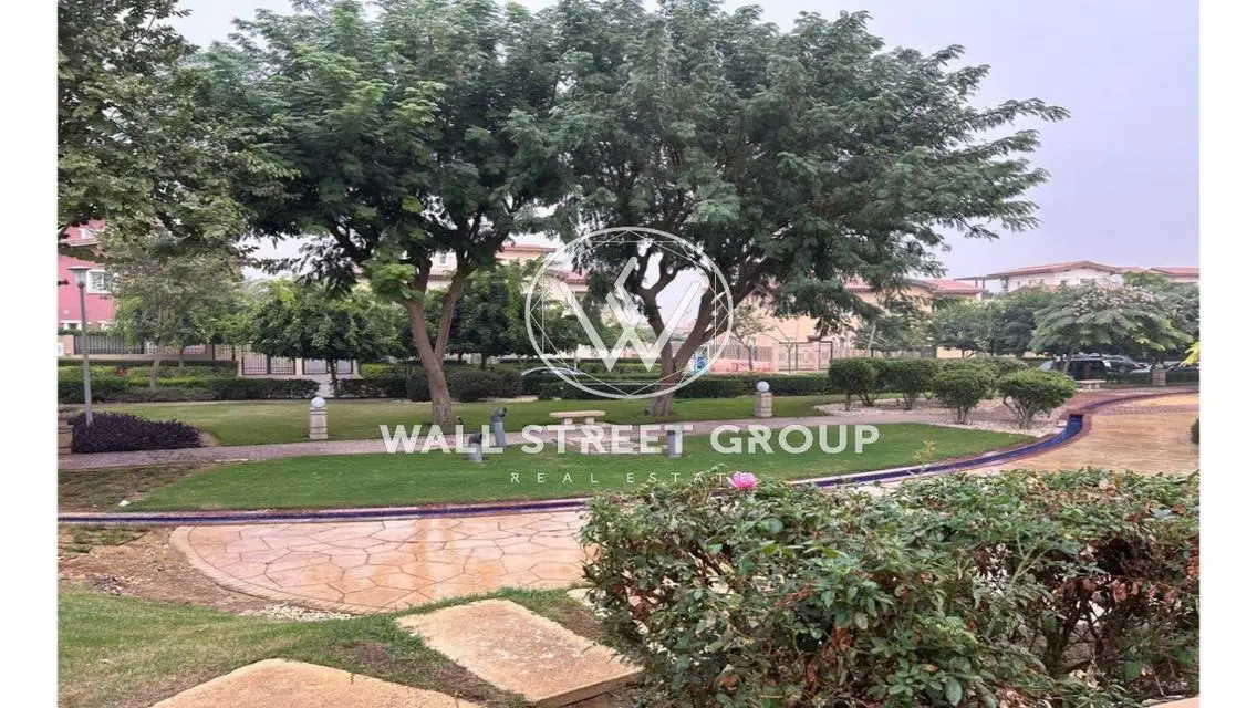 Villa For sale,320m in New Cairo - Hyde Park
