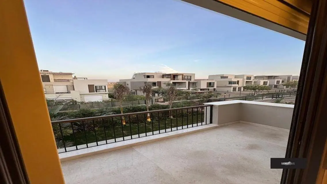 فيلا مودرن للايجار بكمبوند سوديك ايست + موقع مميز