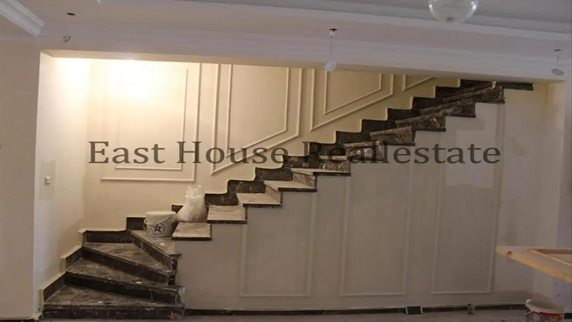 I Villa Garden for rent in Mountain View Hyde Park