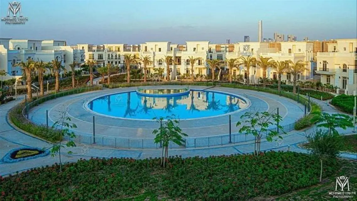 شقه 245م للبيع متشطبه بأقرب أستلام بالR5 بمقدم5%