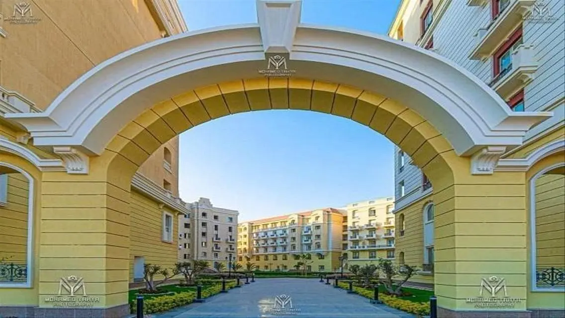 شقه 245م للبيع متشطبه بأقرب أستلام بالR5 بمقدم5%