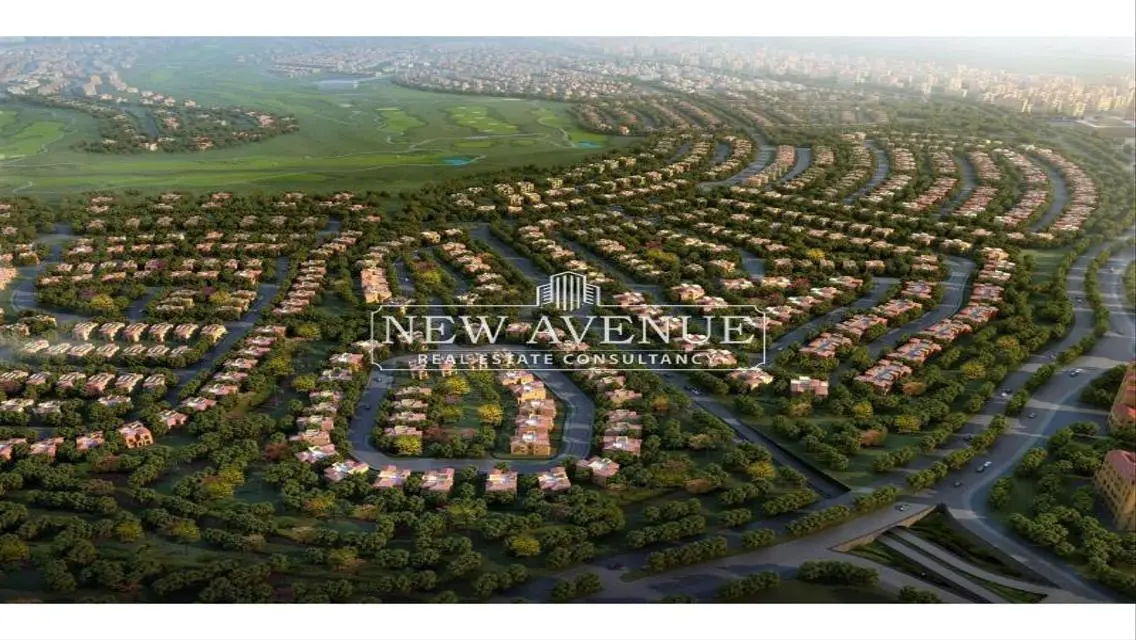 Townhouse Corner for sale in City Gate -New Cairo