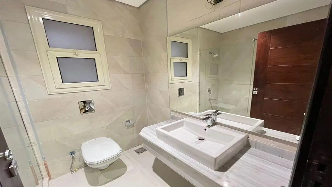 Luxurious Apartment for Sale on Avenue 90