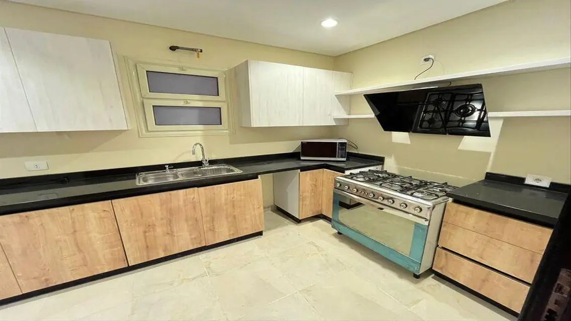 Luxurious Apartment for Sale on Avenue 90