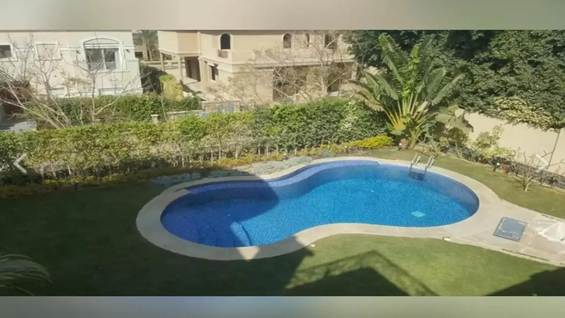 فيلا فاخرة للبيع في بحيرة السوان، القاهرة الجديدة