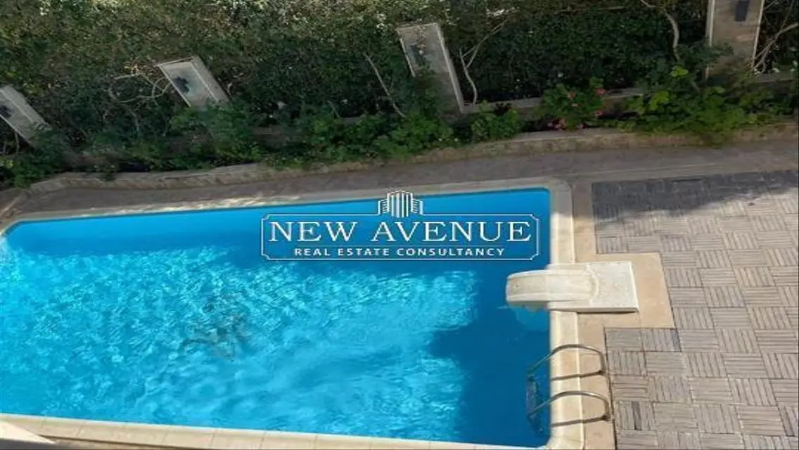 Standalone with pool in Maxim country club