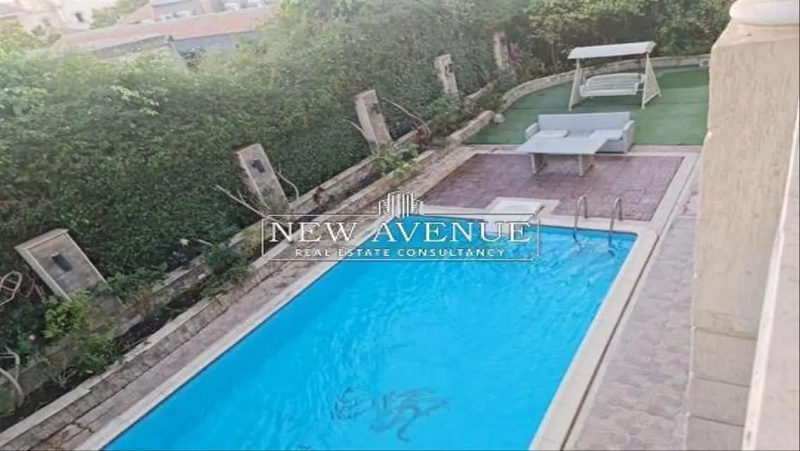 Standalone with pool in Maxim country club