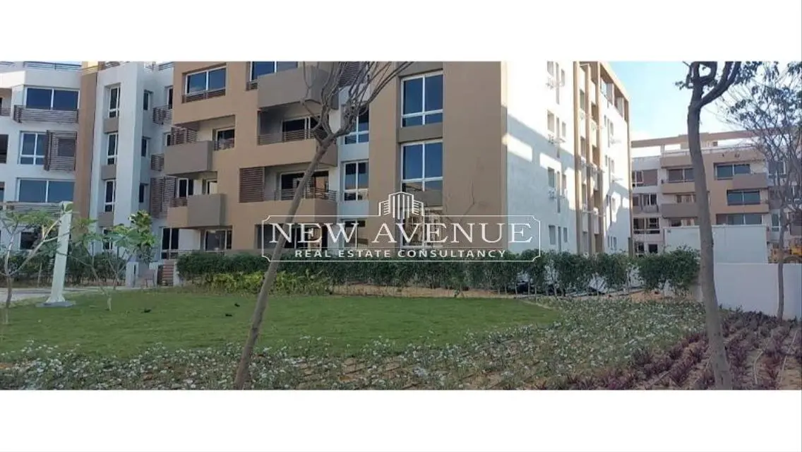 Apartment Overlooking pool for sale Granda life