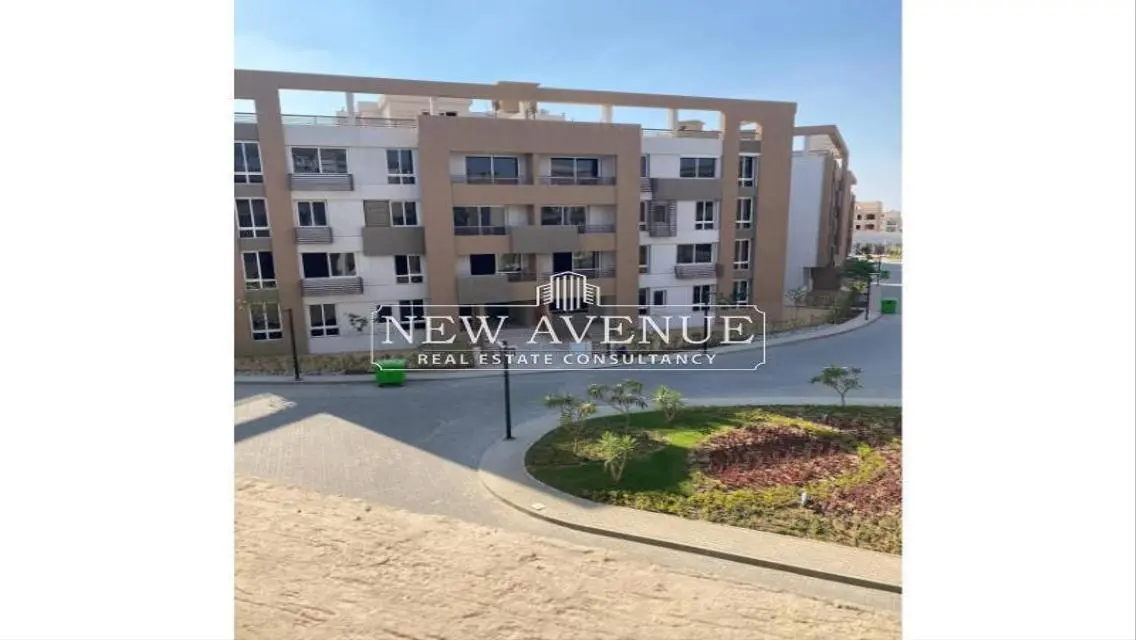 Apartment Overlooking pool for sale Granda life