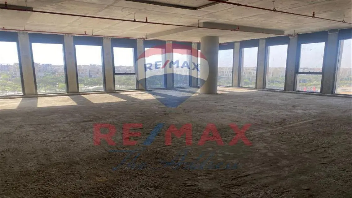 Ground floor office for rent 300m - Prime Location