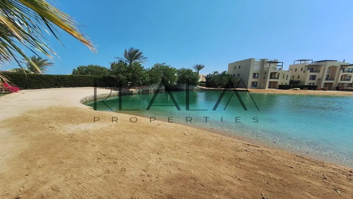 فيلا للبيع بالجونة مفروشه بالكامل مع برايفت بول