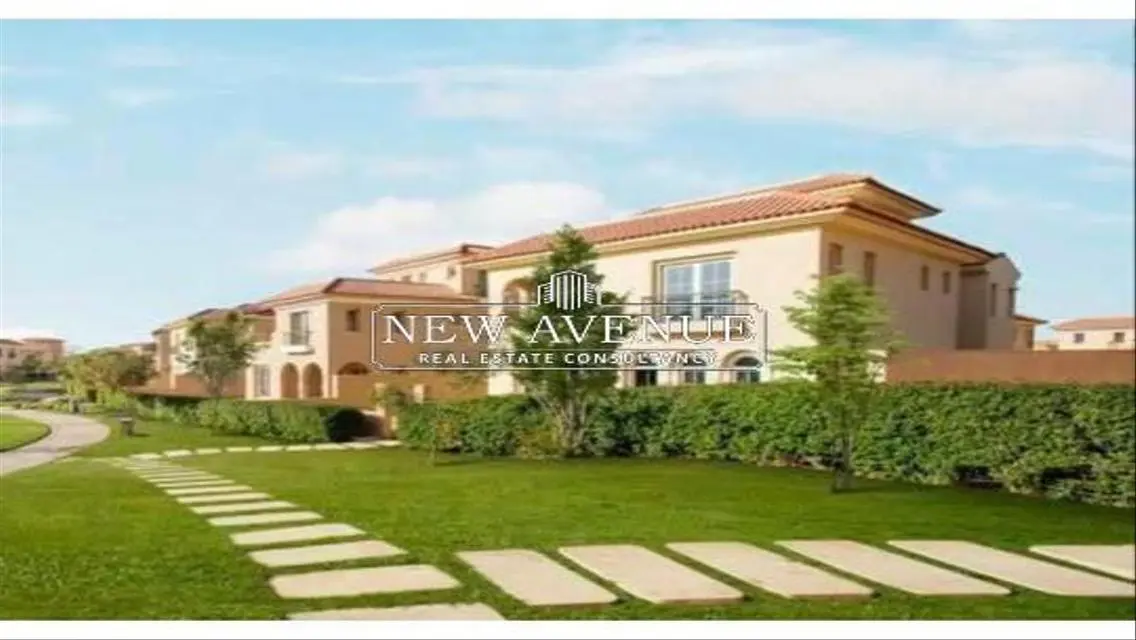 Standalone villa prime location in hyde park