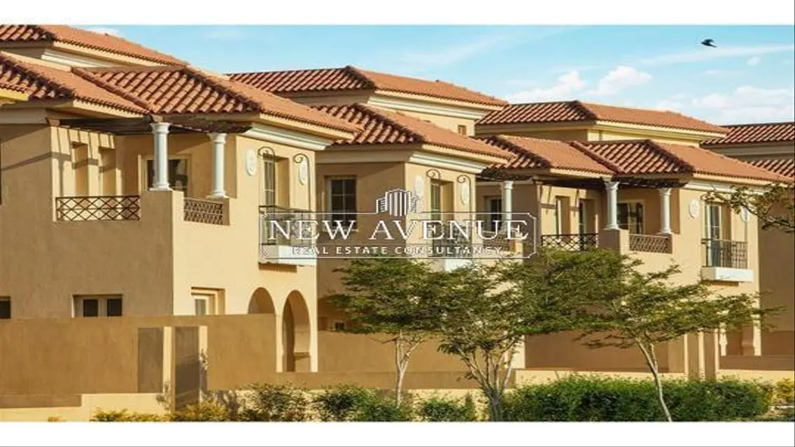 Standalone villa prime location in hyde park