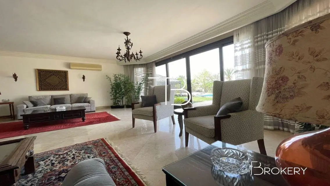 افق طريق مصر اسكندريه فيلا ارض 5200 مباني 1500 م