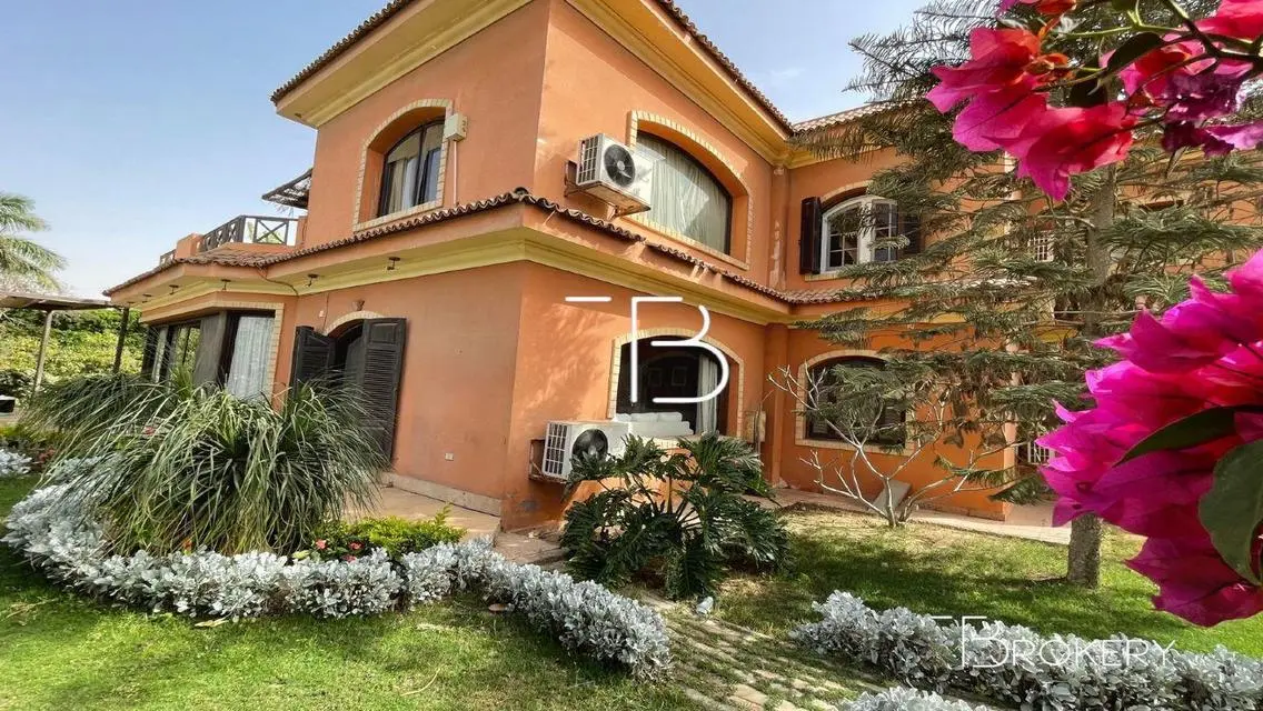 افق طريق مصر اسكندريه فيلا ارض 5200 مباني 1500 م