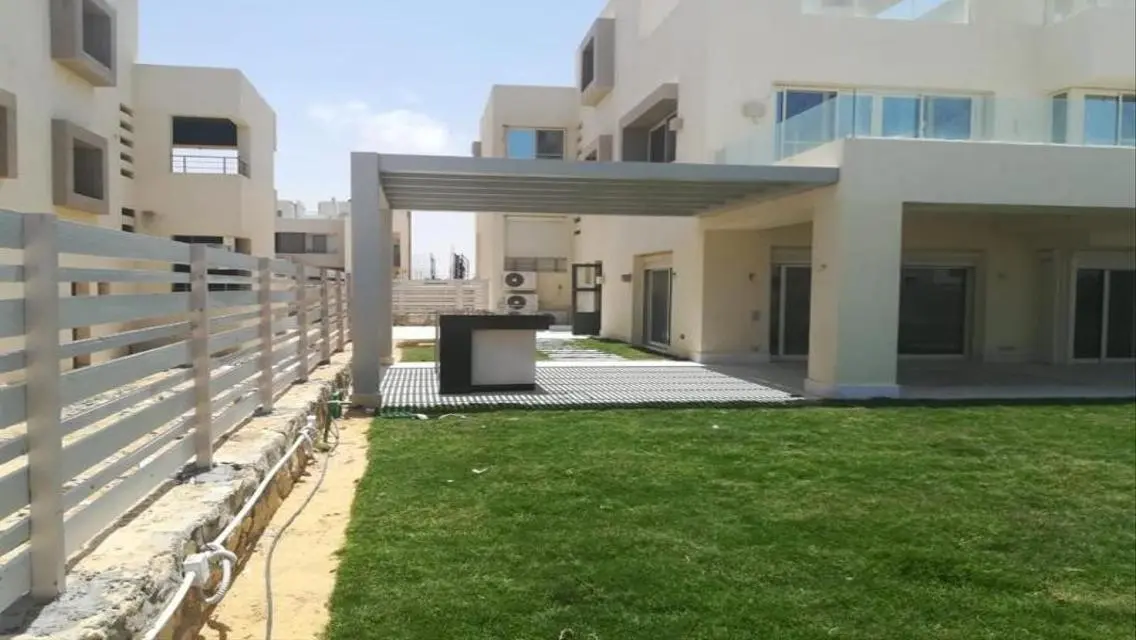 شاليه ارضي بجاردن مفروش للايجار في هاسيندا وايت