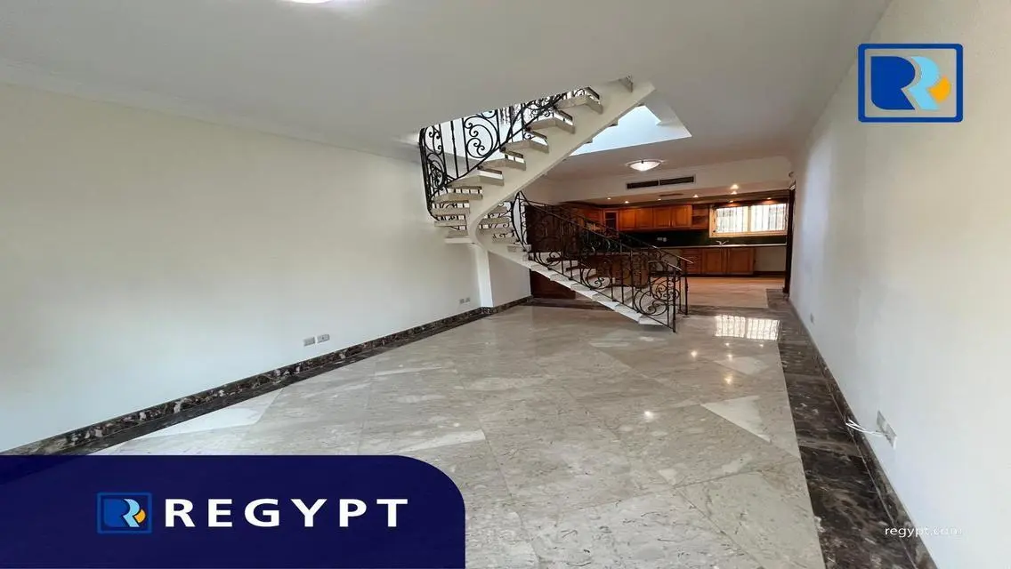 Duplex Penthouse With Swimming Pool Close to C.A.C