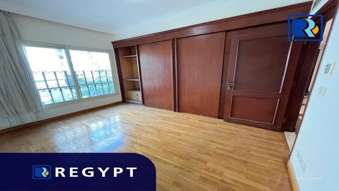 Duplex Penthouse With Swimming Pool Close to C.A.C