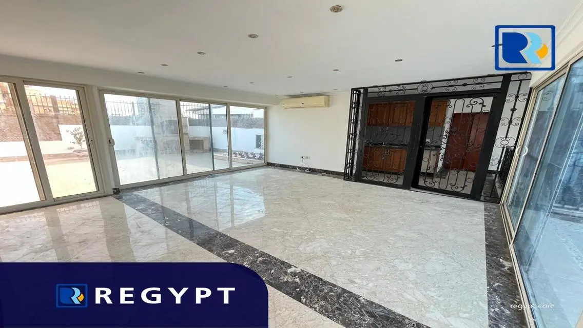 Duplex Penthouse With Swimming Pool Close to C.A.C