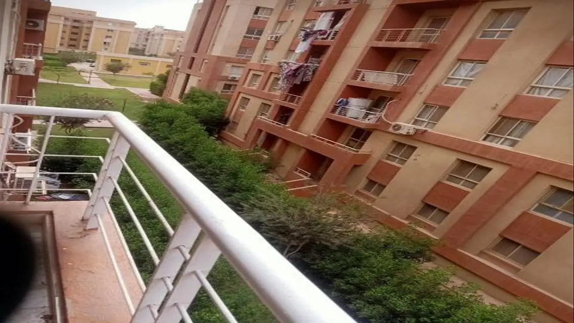 شقة فاخرة للإيجار بمساحة 8880 متر