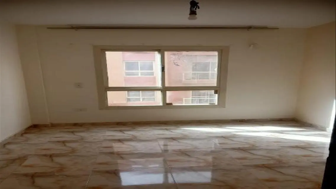 شقة فاخرة للإيجار بمساحة 8880 متر