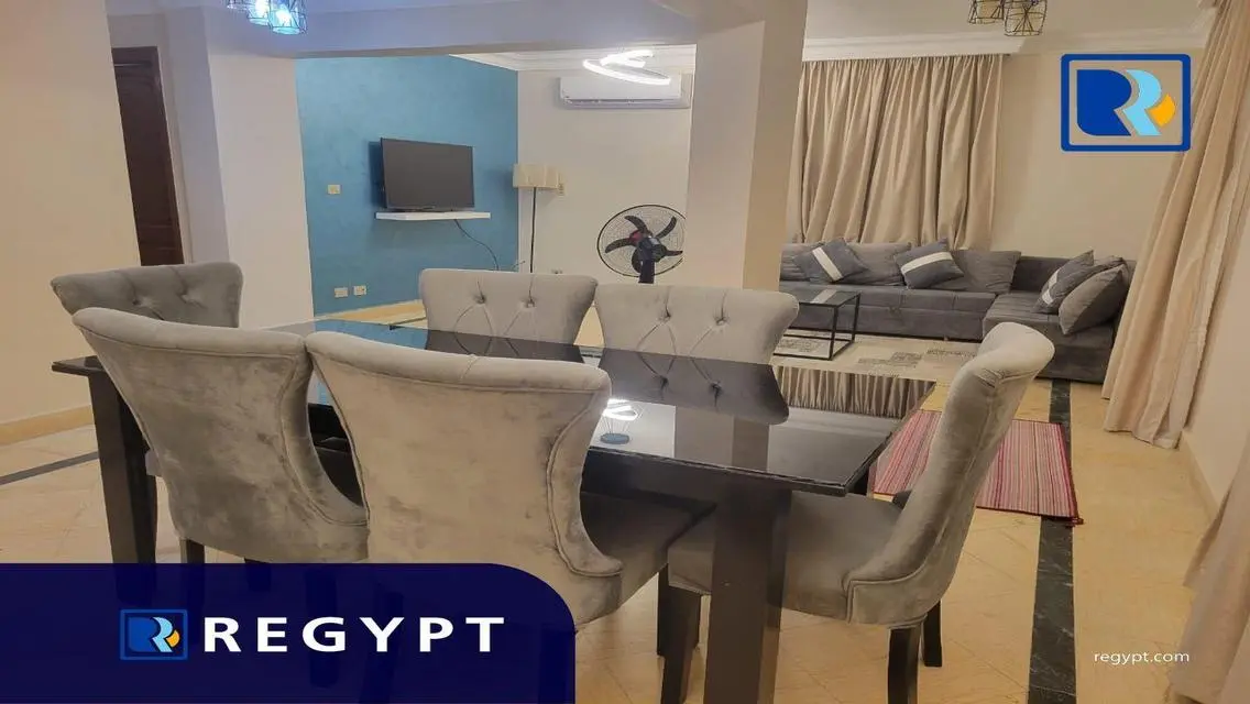 رووف رائع للإيجار في المعادي دجله