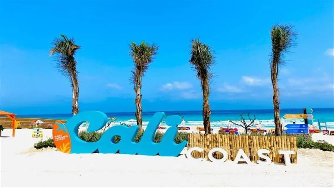 Chalet+Roof Lagoon View Delivery 1 Year+Over 8 Y