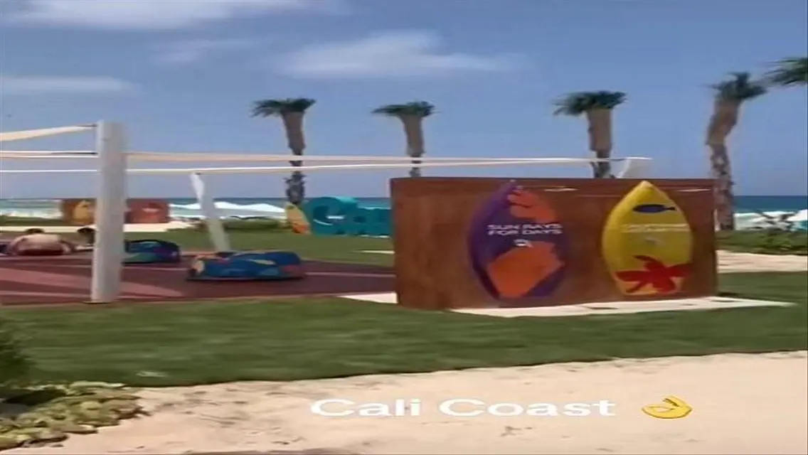 Chalet+Roof Lagoon View Delivery 1 Year+Over 8 Y