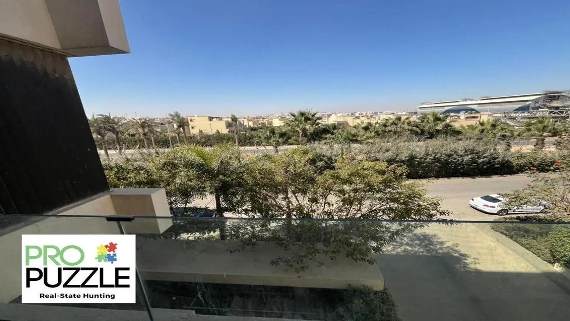 For Rent Lake View Compound Apartment in New Cairo
