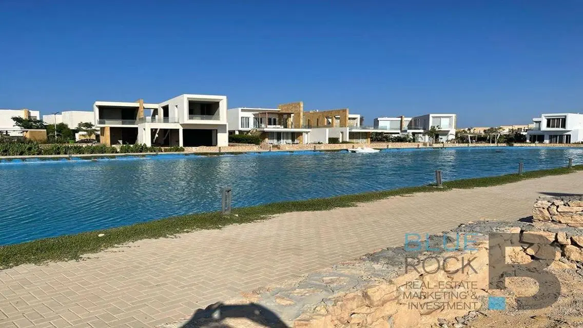 Villa Air Block + Cabin for sale at seashell