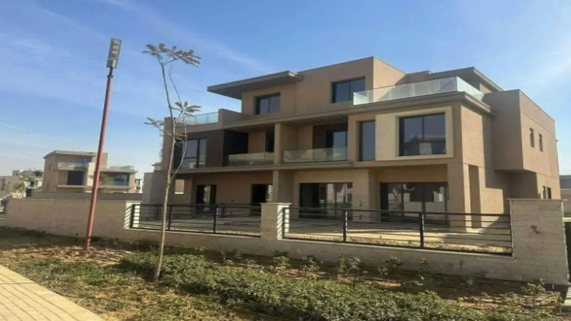 Finished Twin in The Estates near Sphinx airport