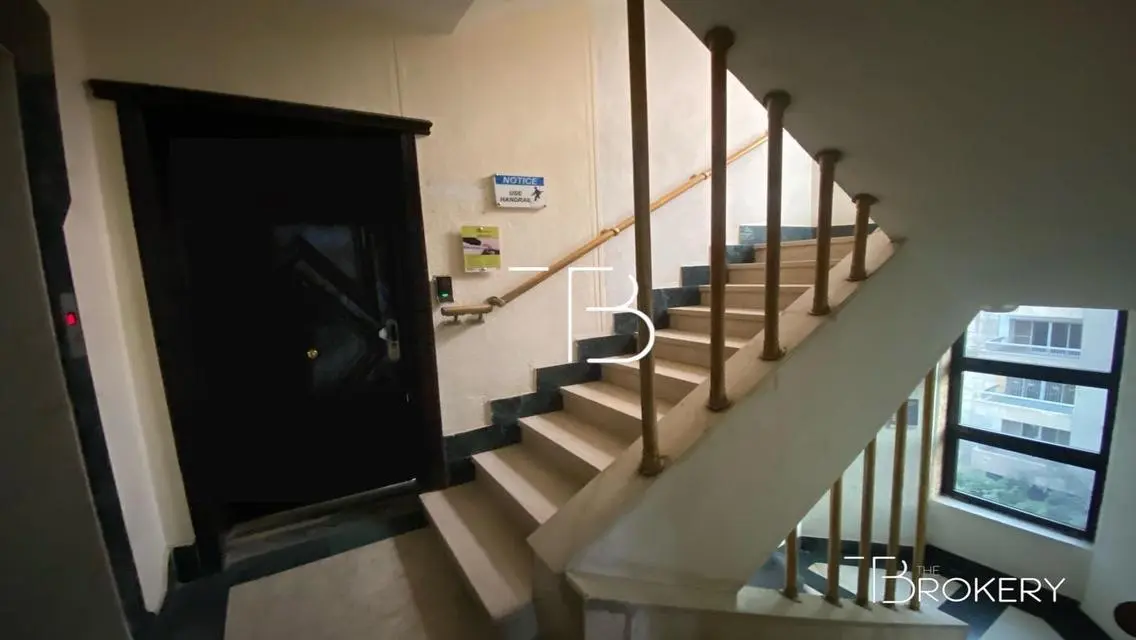 Administrative Building for sale in maadi