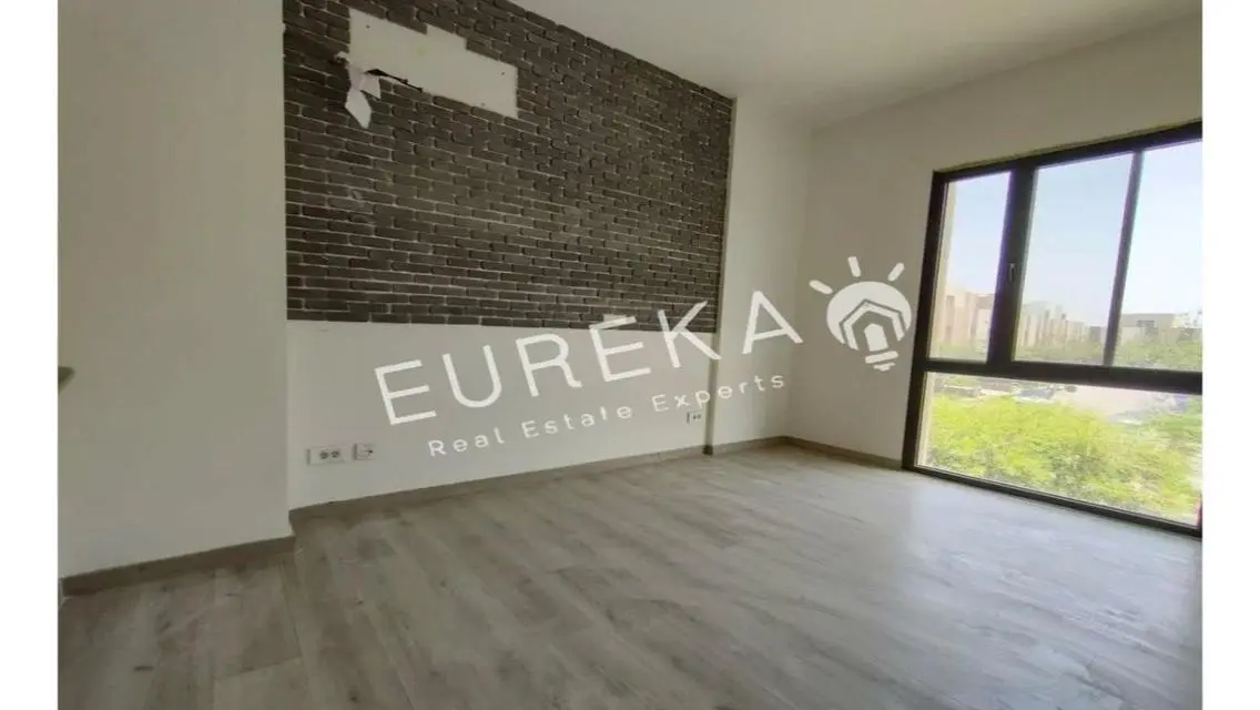 Town House Corner 245m for sale in Al Burouj