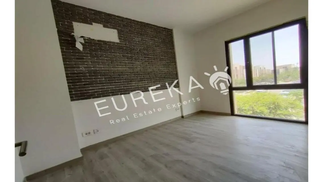 Town House Corner 245m for sale in Al Burouj
