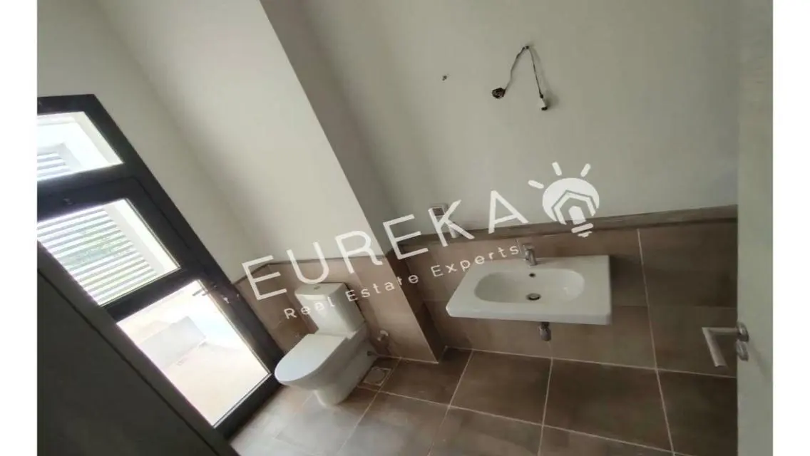 Town House Corner 245m for sale in Al Burouj