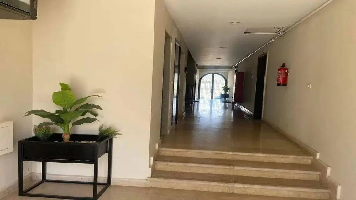 للبيع شقه بسعر عالمي 160م في جاردن ريزيدنس