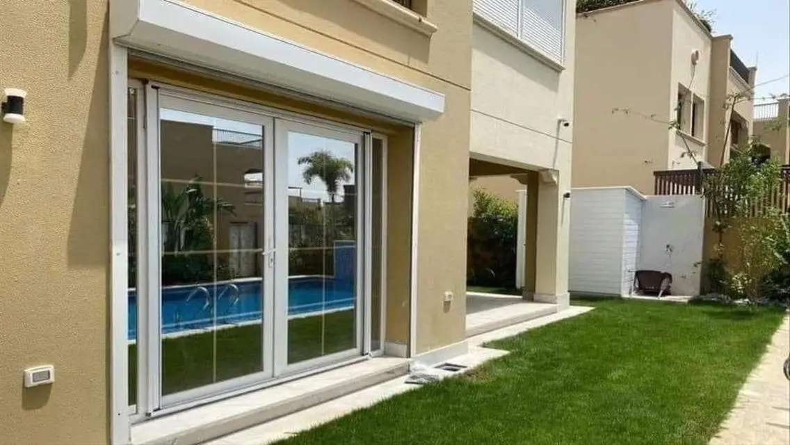 Luxury Villa with Spacious Living in the Heart of the City