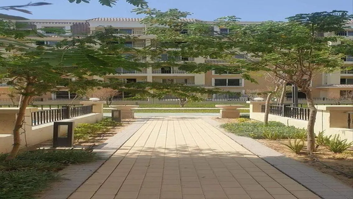 Luxury Villa with Spacious Living in the Heart of the City