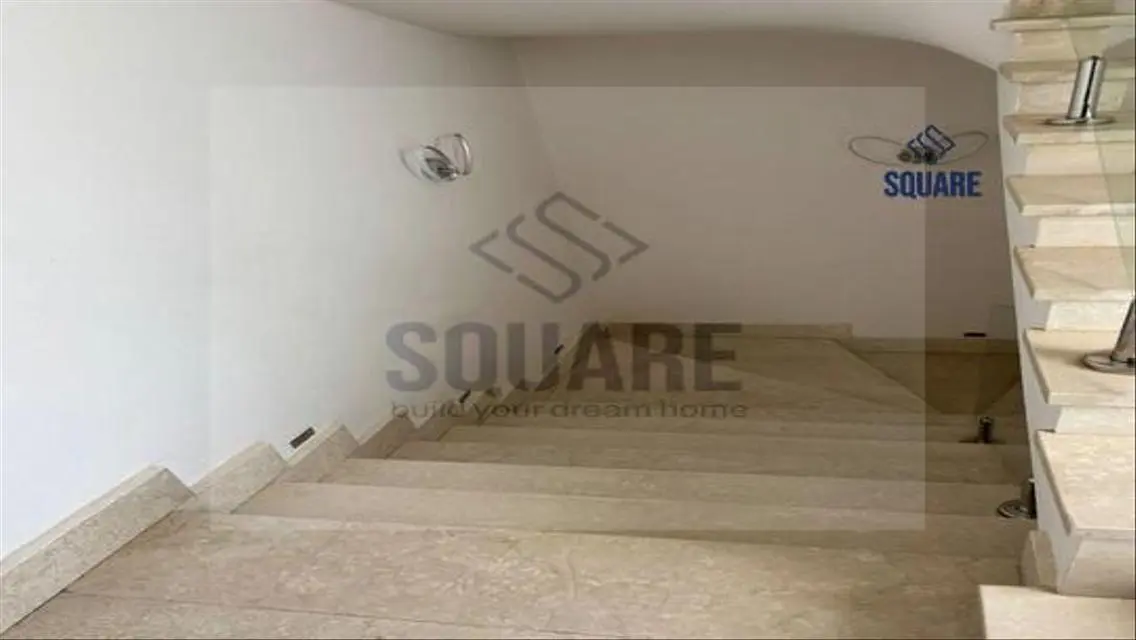 Fully Furnished Villa 600m Very Prime Location
