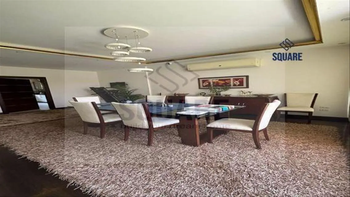 Fully Furnished Villa 600m Very Prime Location