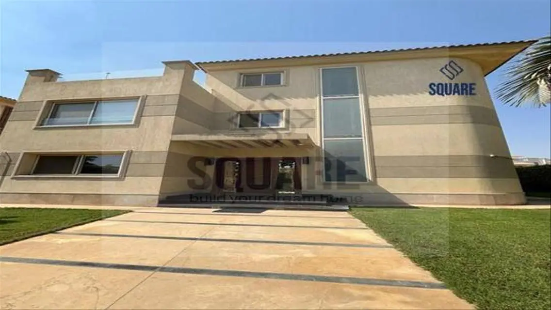 Fully Furnished Villa 600m Very Prime Location