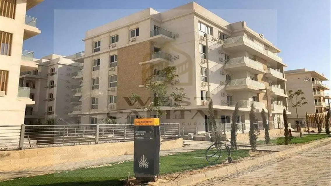 بارك فيلا 175م بجاردن للبيع في ماونتن فيو اي سيتي