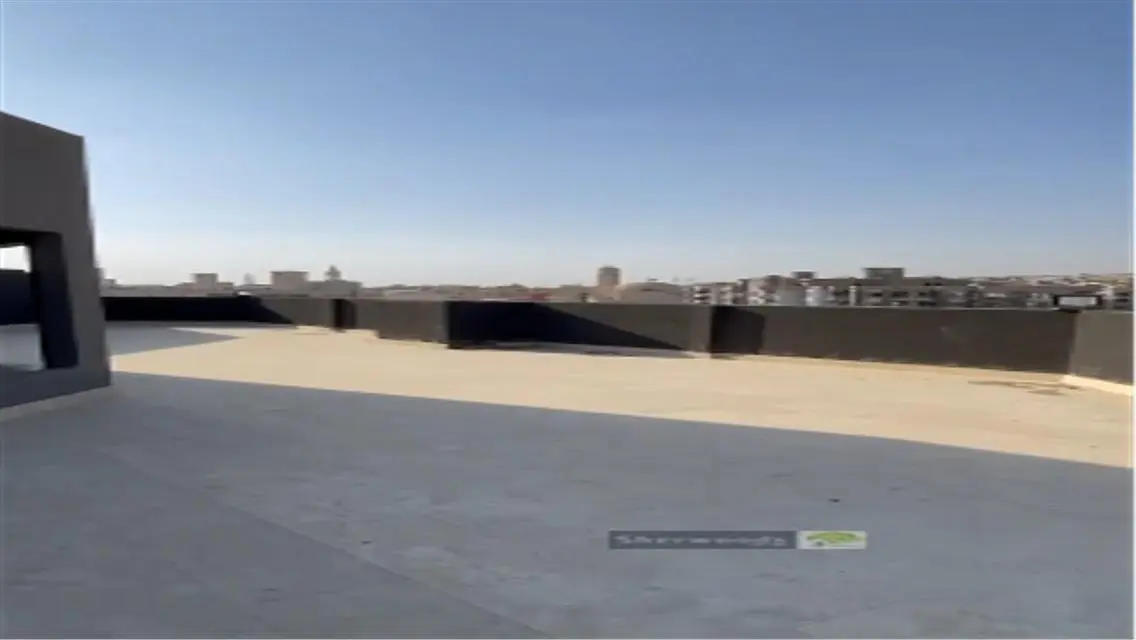 شقة  87 م بروف 95 م في كمبوند بالهضبة