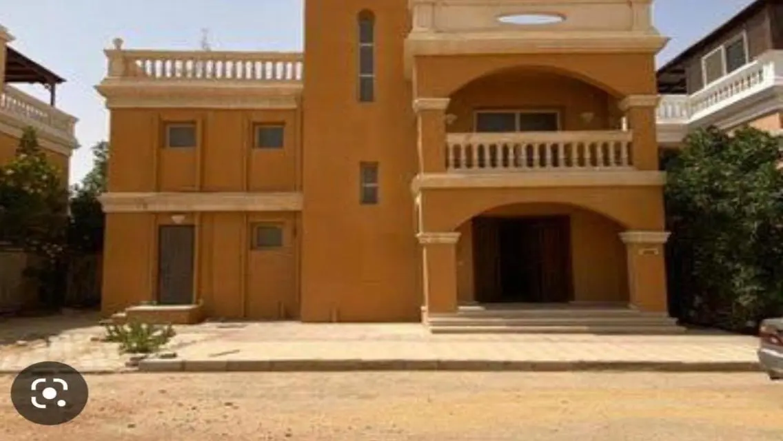 فيلا للبيع 260+130كمبوند ستيلا مصر الجديدة -الشروق