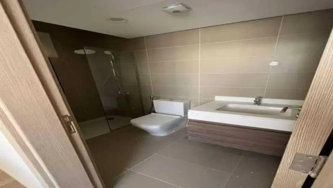 With Dp 2million,Duplex 4Rooms Finished inst 8year